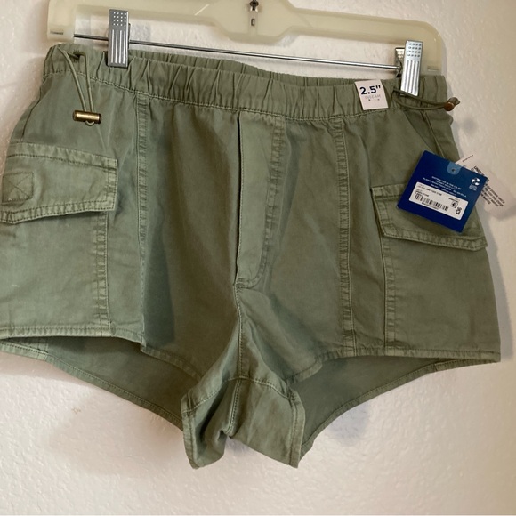 Arizona Jean Company Pants - ARIZONA JEAN CO Women's Green Cargo Shorts